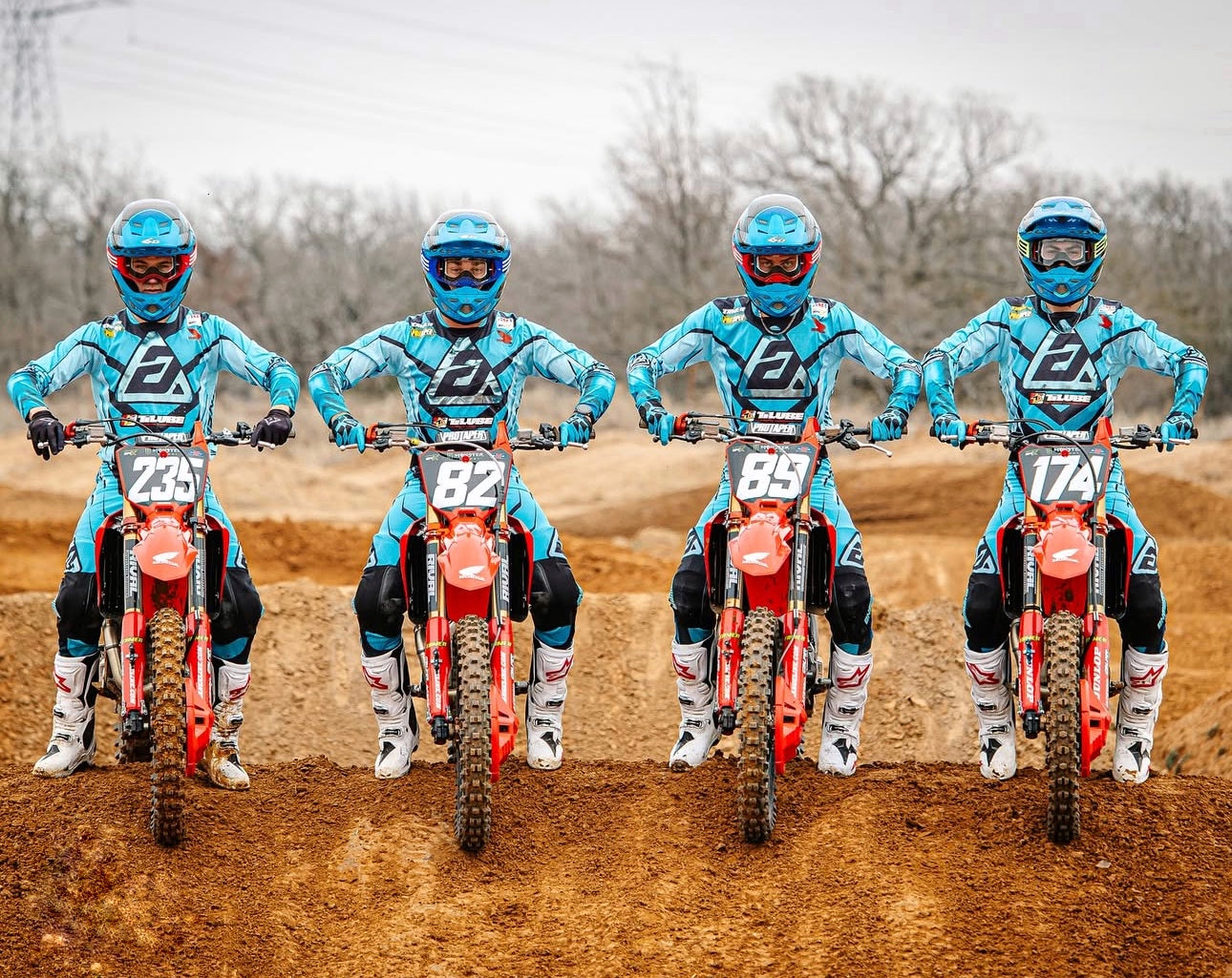 TILUBE HONDA RACING