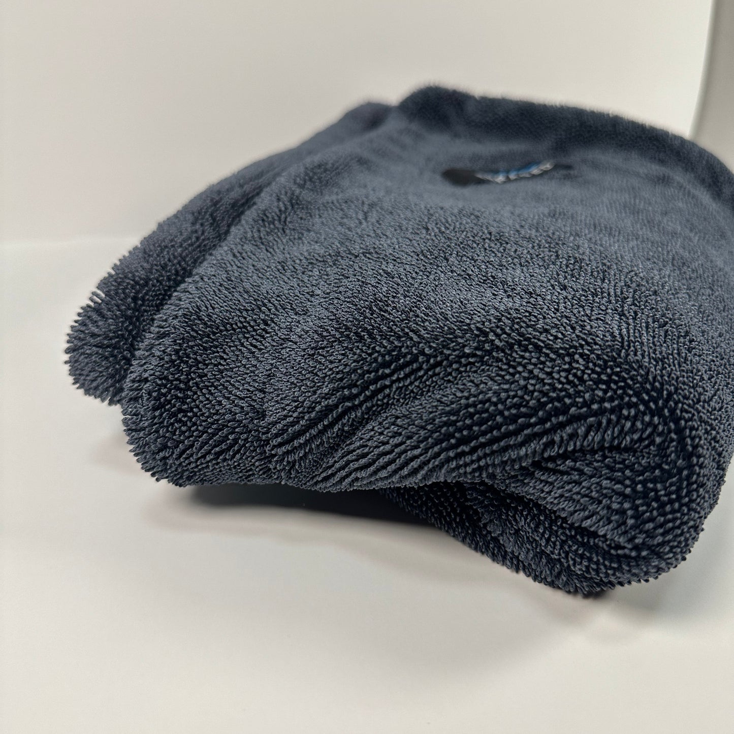 ENRAGED TWISTED-LOOP DRYING TOWEL